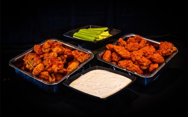 Suites Catering_Wings