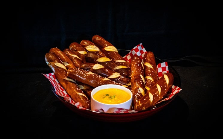 Loge Day of Menu_Pretzels