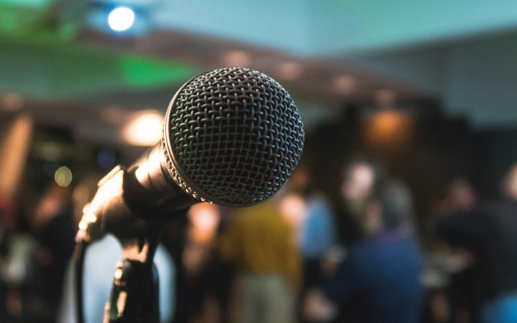 Microphone