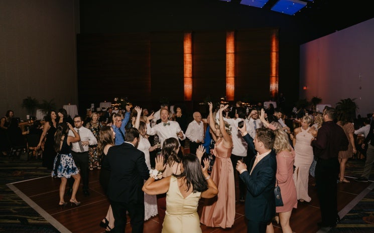 Level 4 Weddings